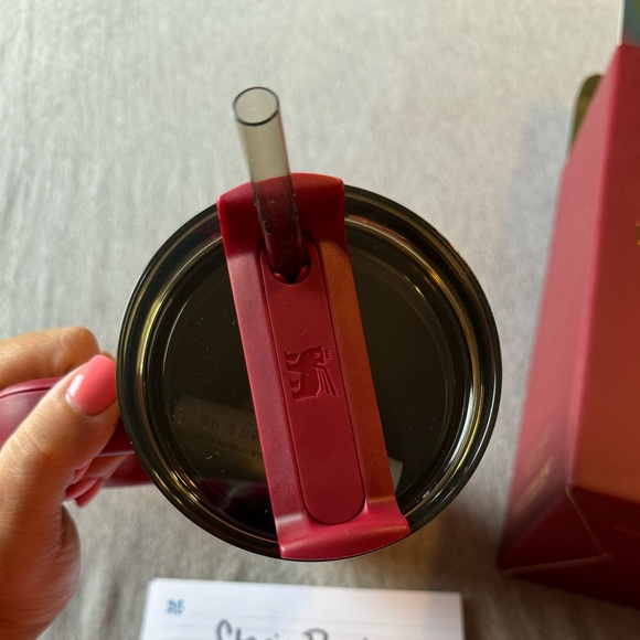 NIB Lainey Wilson x Stanley in Country Gold - Picture 3 of 4